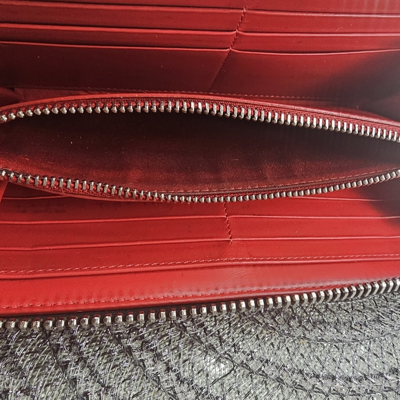 Christian Louboutin Black LOVE Wallet - Picture 8 of 9